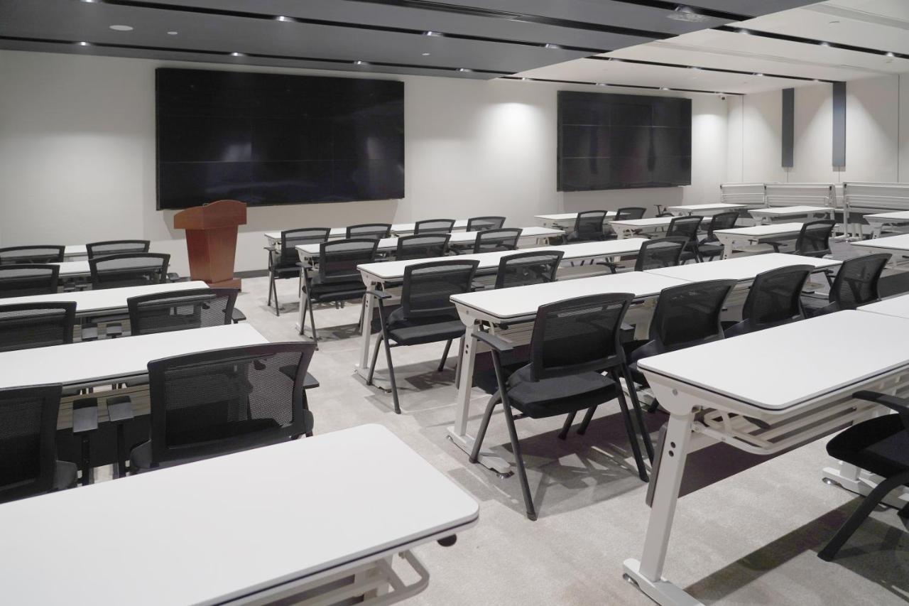 Ibis Styles Hotel - 260M From Guangji Street Subway Station Сиан Екстериор снимка